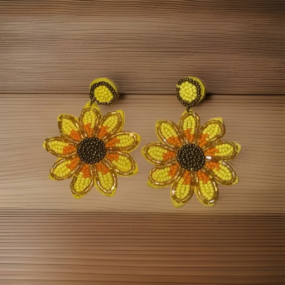 Sunflower‎ Beaded Dangle Earrings Yellow Seed Bead Felt Back Boho 2.5